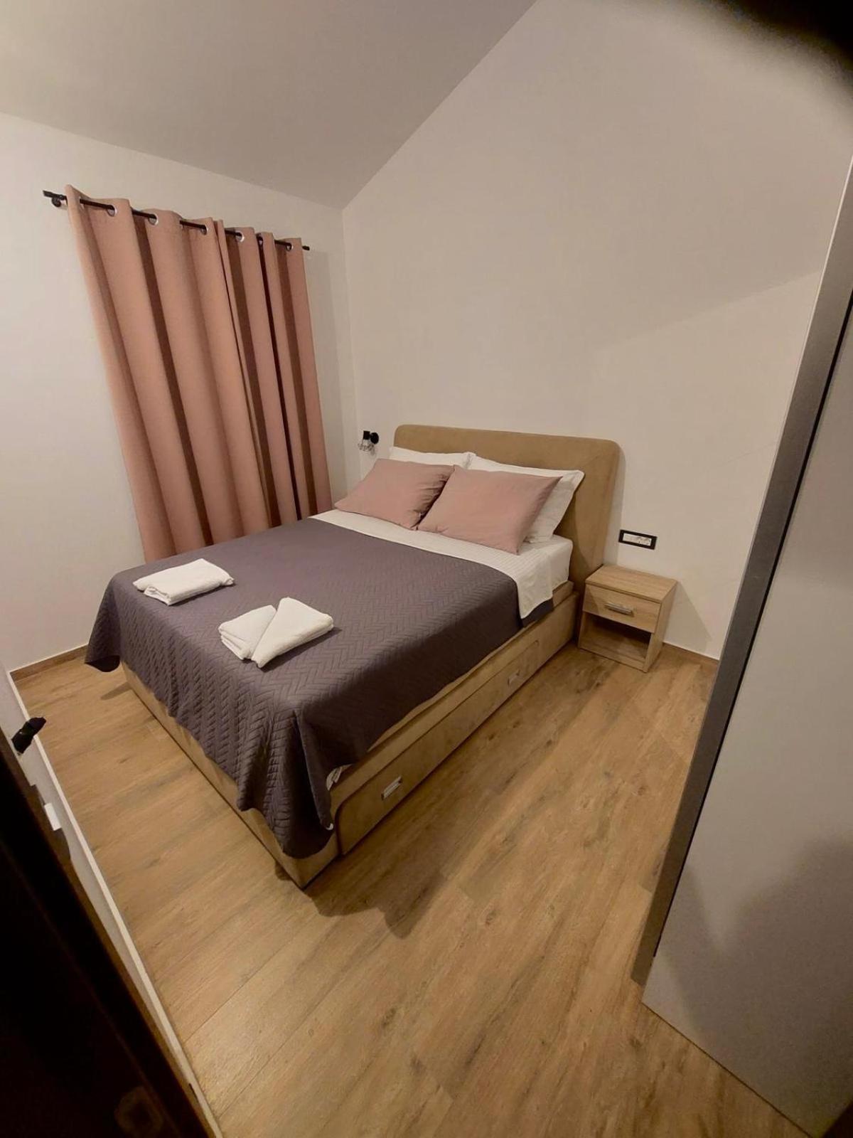Apartmani Karla Paklenica Starigrad Paklenica Exteriér fotografie