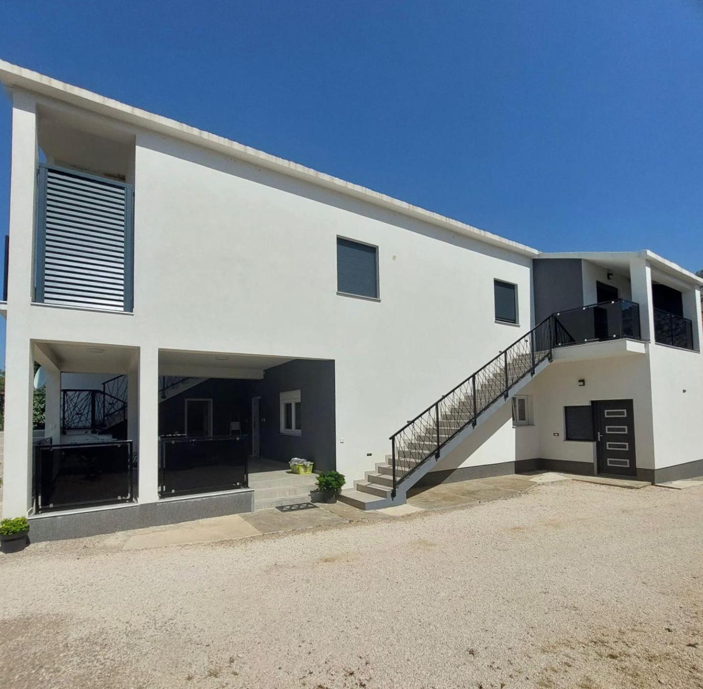 Apartmani Karla Paklenica Starigrad Paklenica Exteriér fotografie