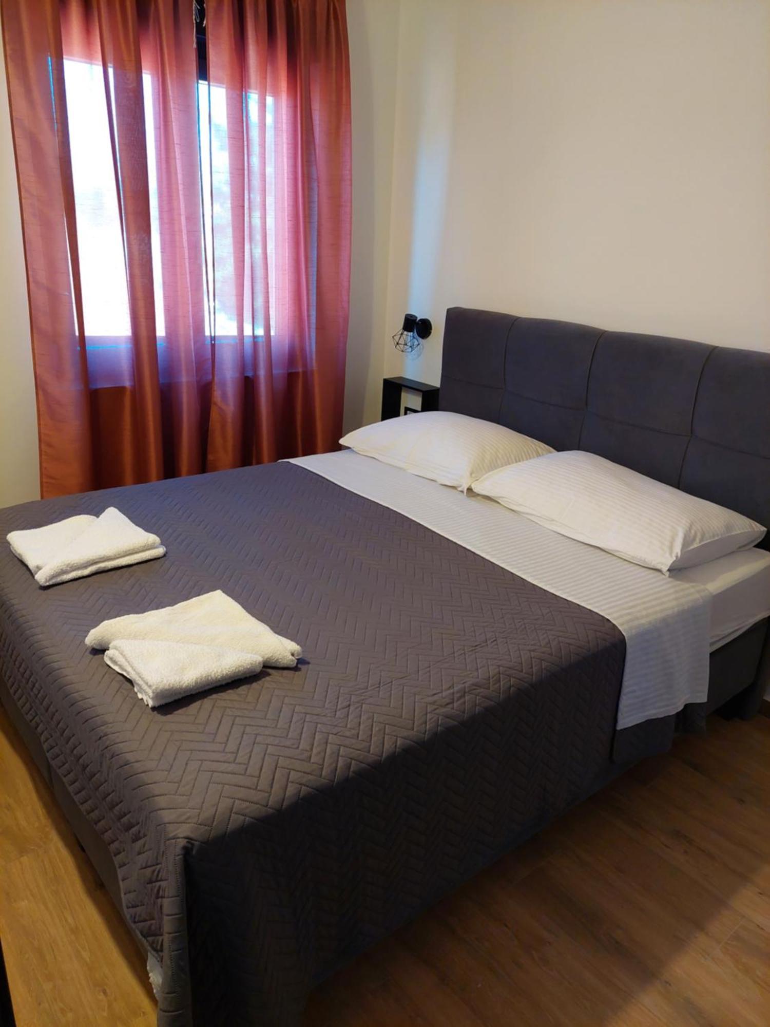 Apartmani Karla Paklenica Starigrad Paklenica Exteriér fotografie