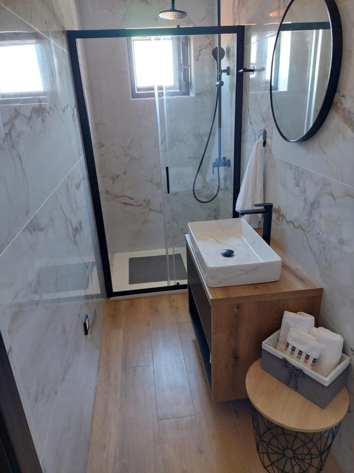 Apartmani Karla Paklenica Starigrad Paklenica Exteriér fotografie